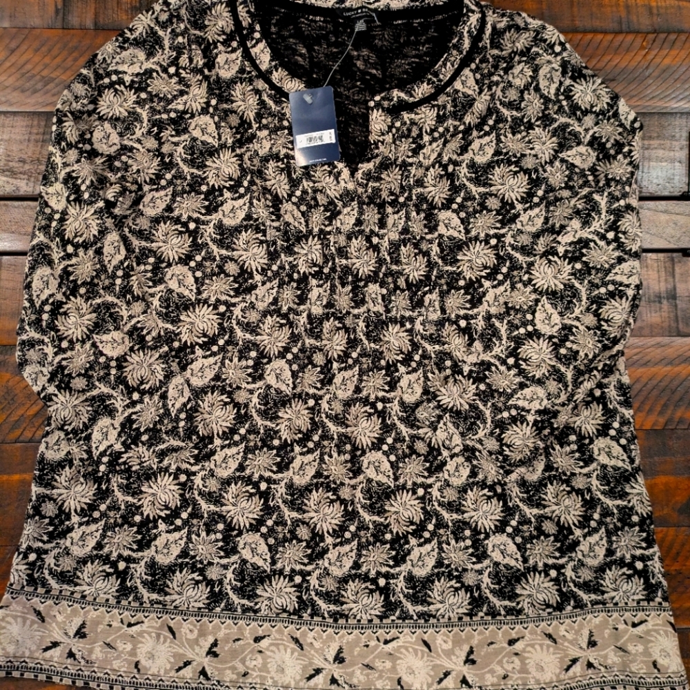 NWT Lucky Brand Top
